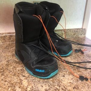 Thirty-two size 12 snowboard boots